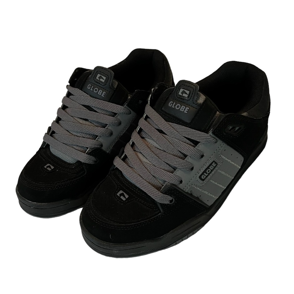 ❌SOLD❌ Mens Globe Fusion Shoes